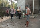 Polres Jembrana Hadir untuk Warga, Kapolres Salurkan Bantuan Sembako Kepada Korban Banjir di Pekutatan